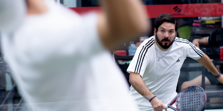 Eduardo Tovilla es el apoyo a un grupo de niños en la ciudad de Puebla que gustan de este deporte.